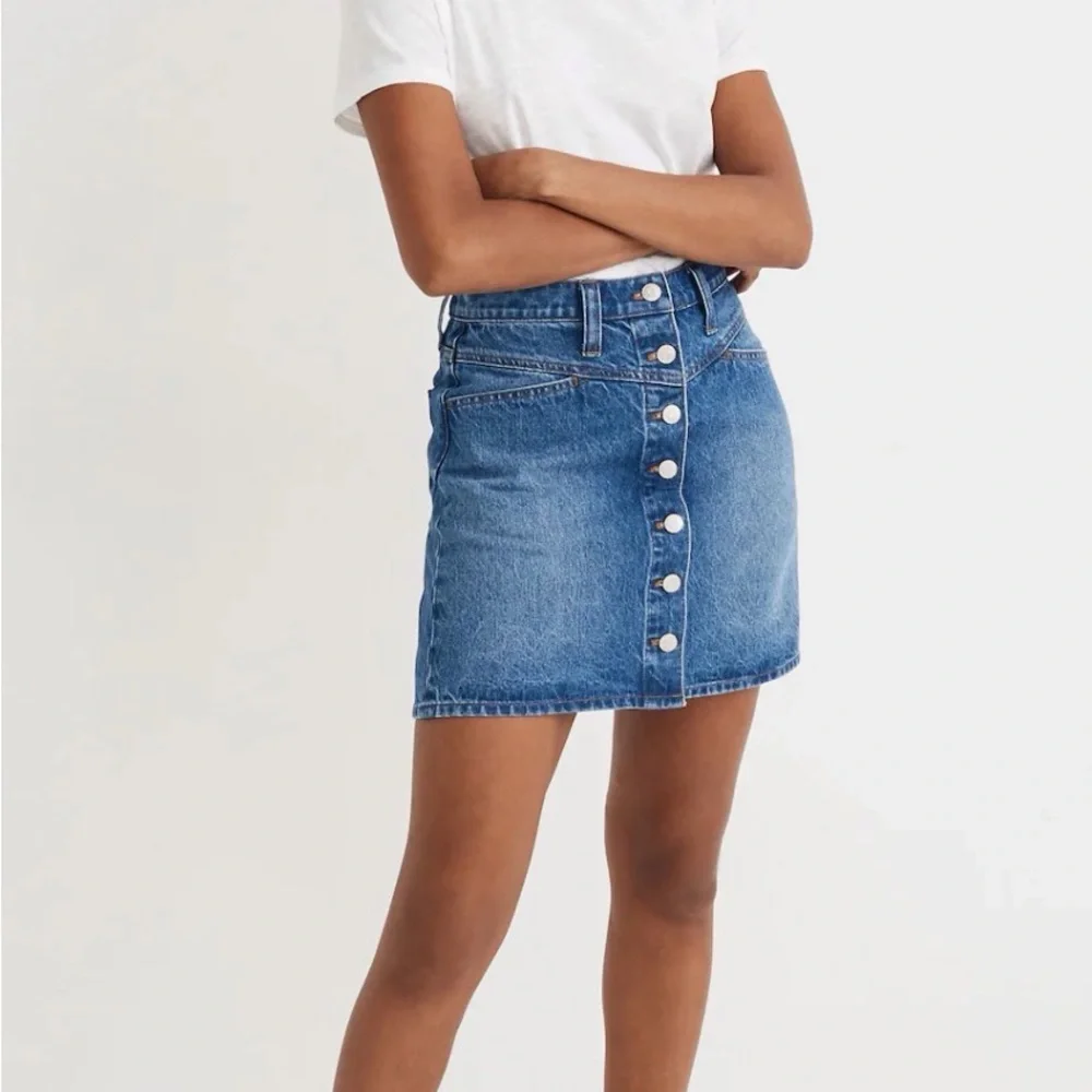 Madewell Denim Button Front‎ A Line Mini Skirt Medium Wash Womens Size 28